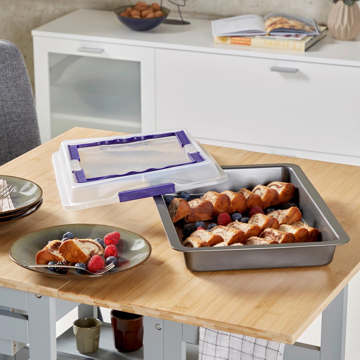 Kuchentransportbox Fee L/B/H: ca. 42/29/5 cm - Blau/Weiß, KONVENTIONELL, Kunststoff/Metall (42/29/5cm) - Luca Bessoni