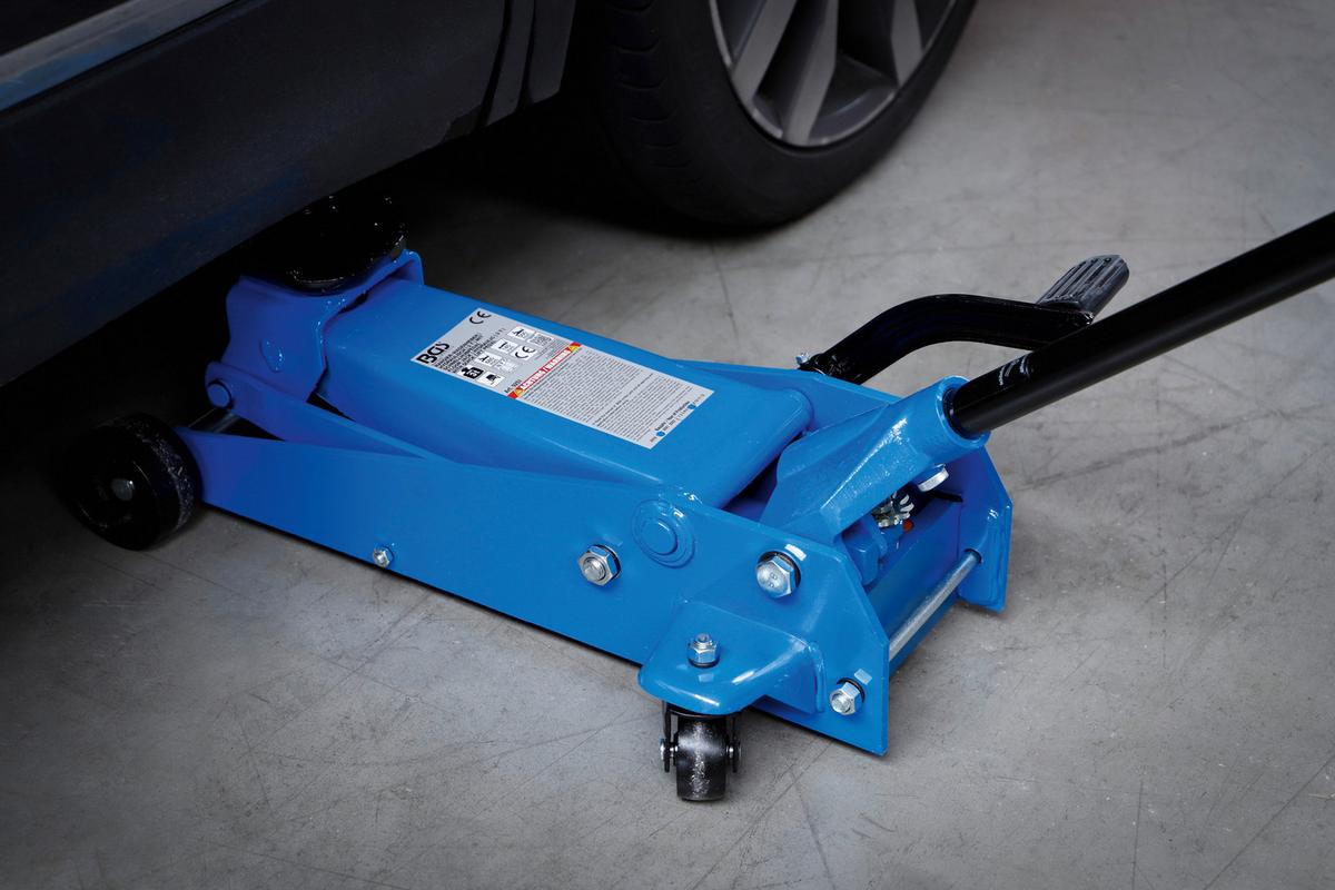 Rangier-wagenheber Hydraulisch Blau/schwarz B: 68,5 Cm - Blau/Schwarz, Basics (68,5/14,5cm)