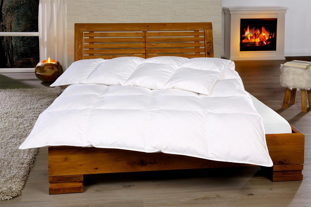KAZETOVÁ PRIKRÝVKA MOUNTAIN PEAK - biela, textil (135-140/200cm)