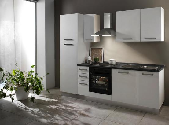 Kleine Küche mit Geräten Kleine Küche mit Geräten