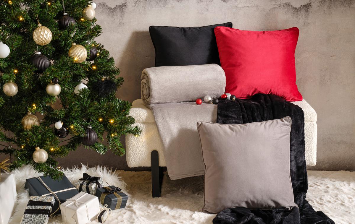 DEKORAČNÍ POLŠTÁŘ VIOLA, 45/45 cm, červená - červená, Konvenční, textil (45/45cm) - Premium Living