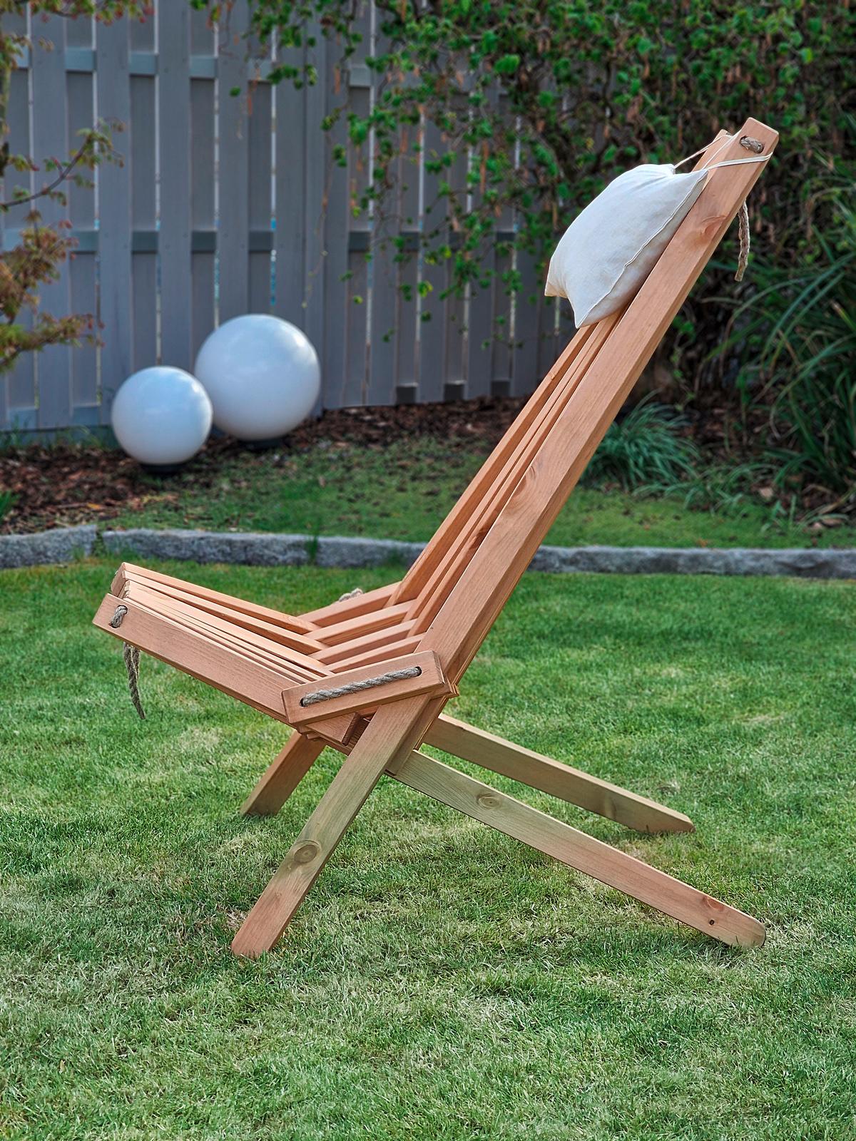 Garten-relaxsessel Falun Holz Klappbar, Mit Zierkissen - Braun, MODERN, Holz/Textil (69/104/93cm) - Gardenson