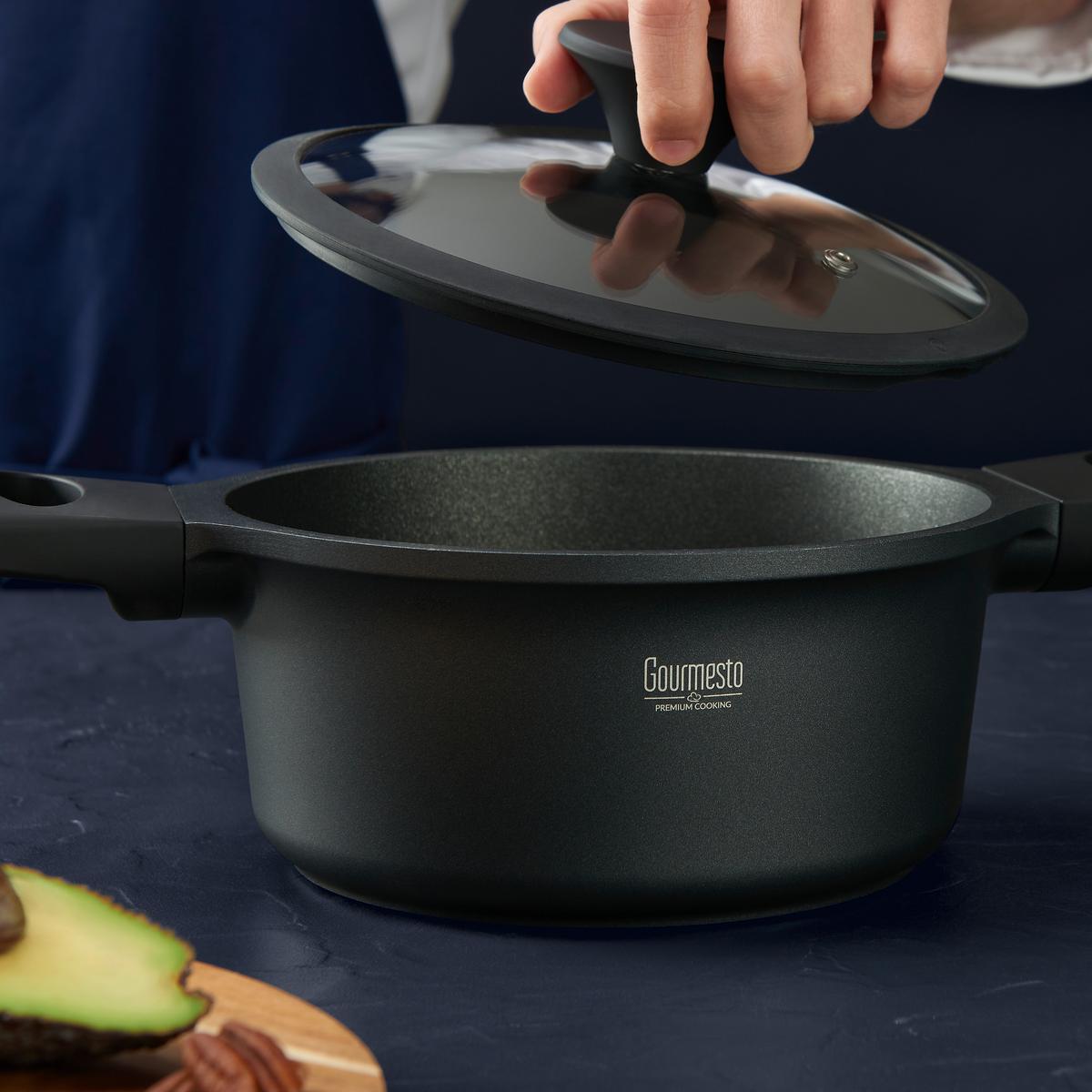Hrnciec Black Line, 2,5l - čierna/číra, Konventionell, kov/plast (20/9,6cm) - Gourmesto