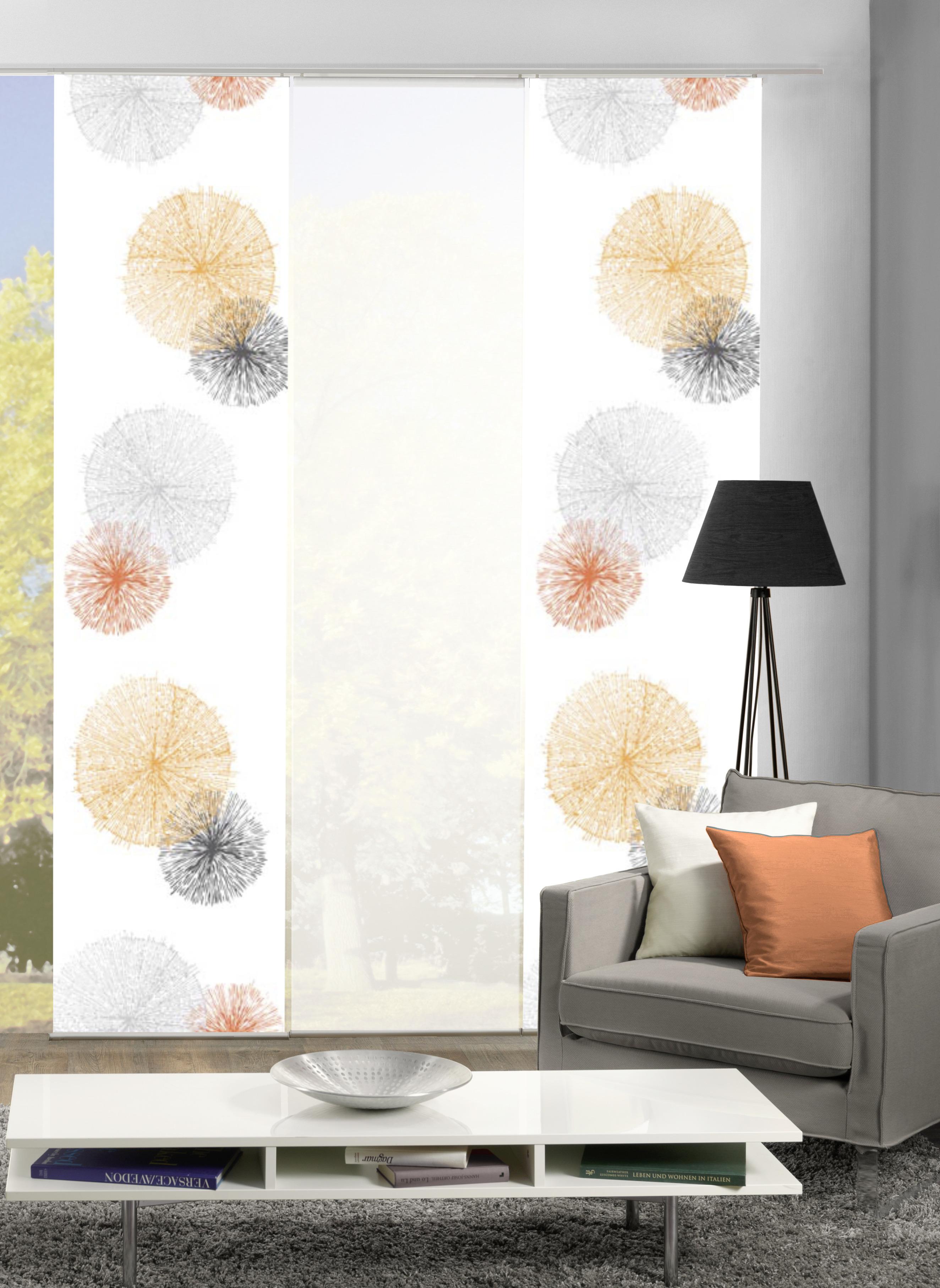 Dreiteiliger Flächenvorhang mit Paneelwagen und Beschwerungsleisten