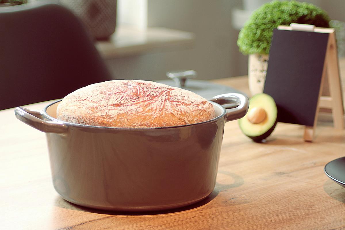 HRNEC NA DUŠENÍ ECHTWERK SCHMORTOPF - šedá/barvy stříbra, Design, kov (22,5cm) - Echtwerk