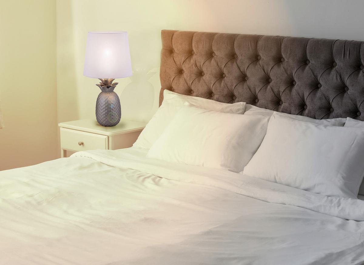 Tischlampe Silber/weiß Lampenfuß In Form Einer Ananas - Silberfarben/Weiß, Design, Keramik/Textil (23/45cm) - Näve