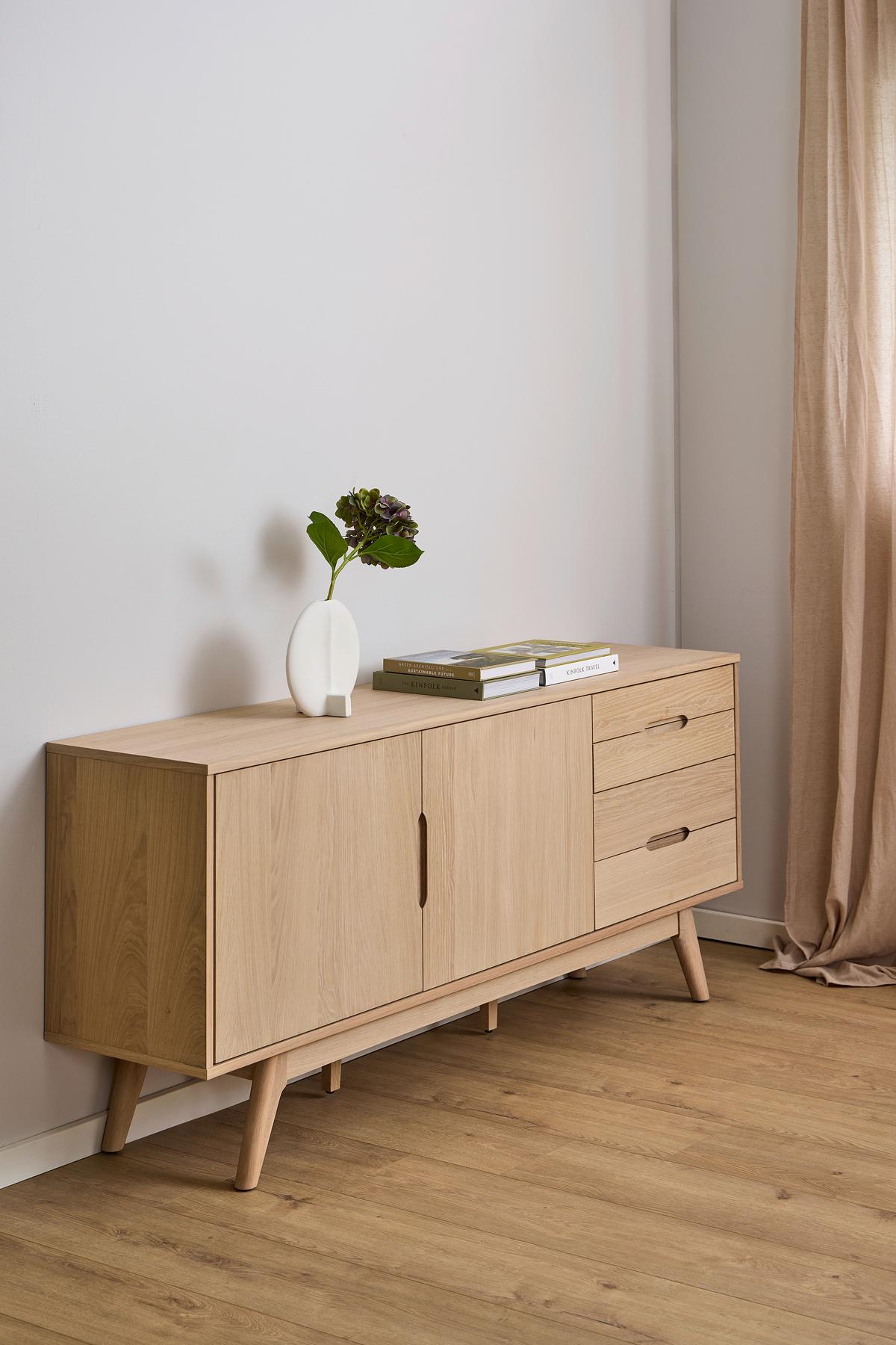PRÍBORNÍK MARTE - biela/farba duba, Design, kompozitné drevo (180/75/40cm) - MID.YOU