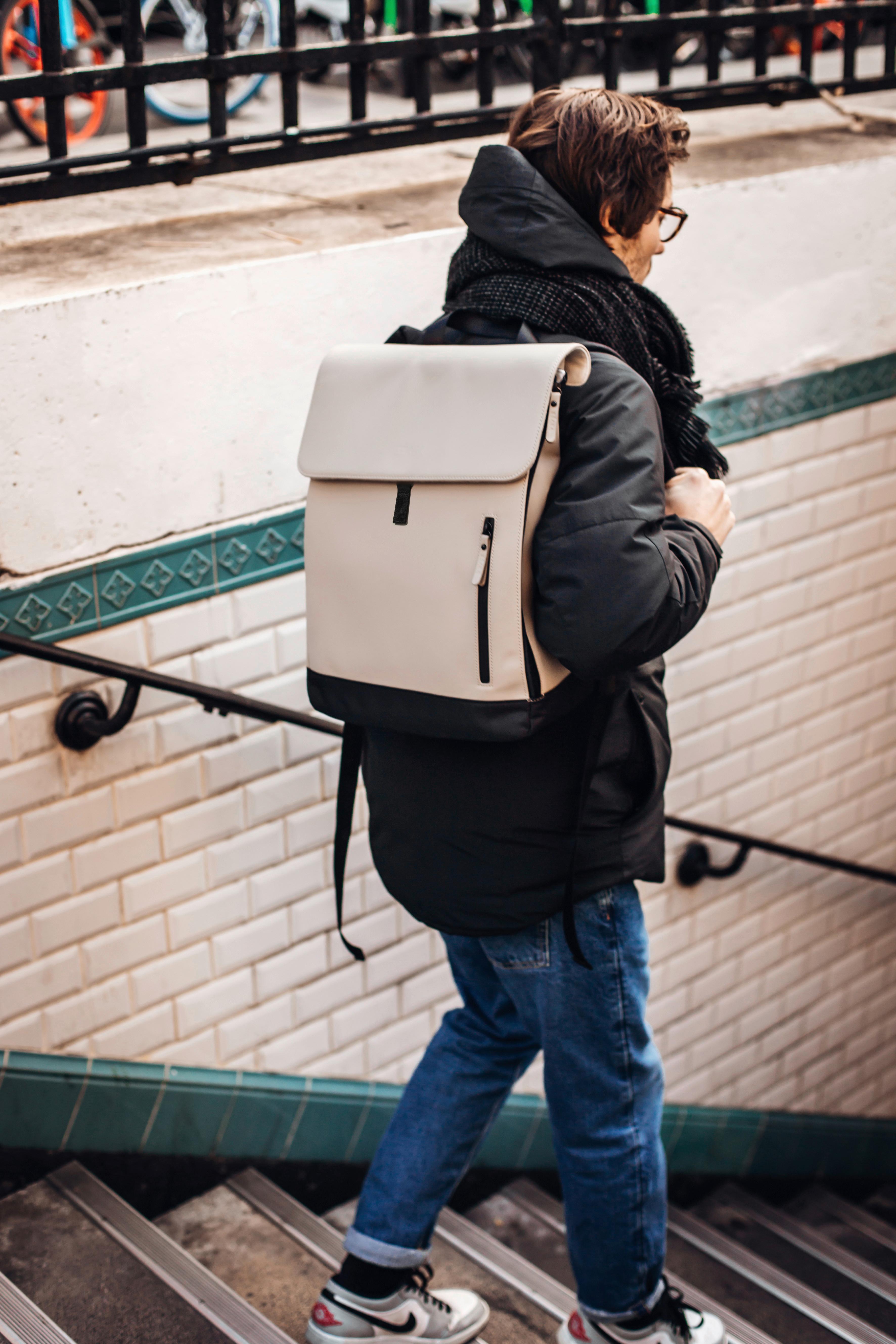 Wickelrucksack Oslo Clay Beige, B: 34 cm - Beige/Hellgrau, KONVENTIONELL, Kunststoff (34/15/43cm) - Beaba