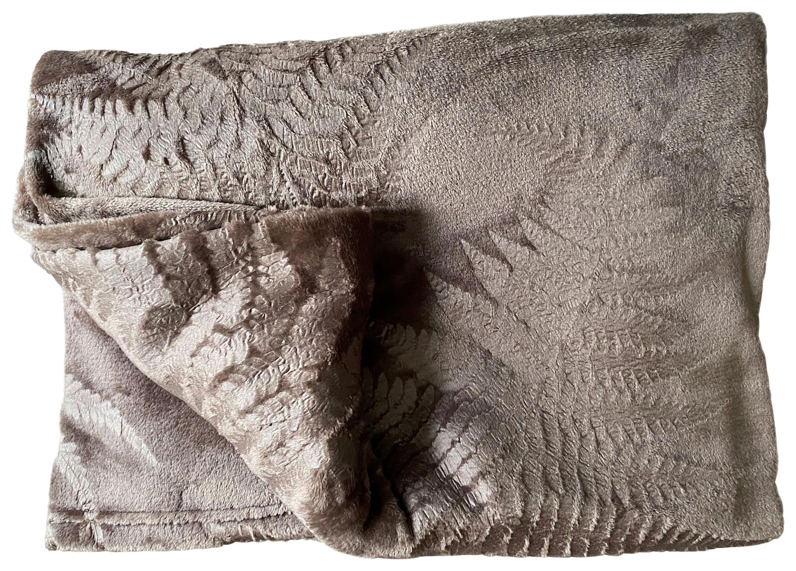 Kuscheldecke FIONA aus dem Hause LUCA BESSONI 